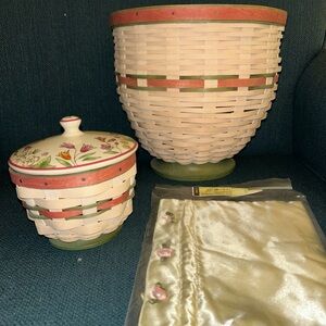 Longaberger 2011 Mother's Day Basket Set W/ Liner, Lid And Protectors